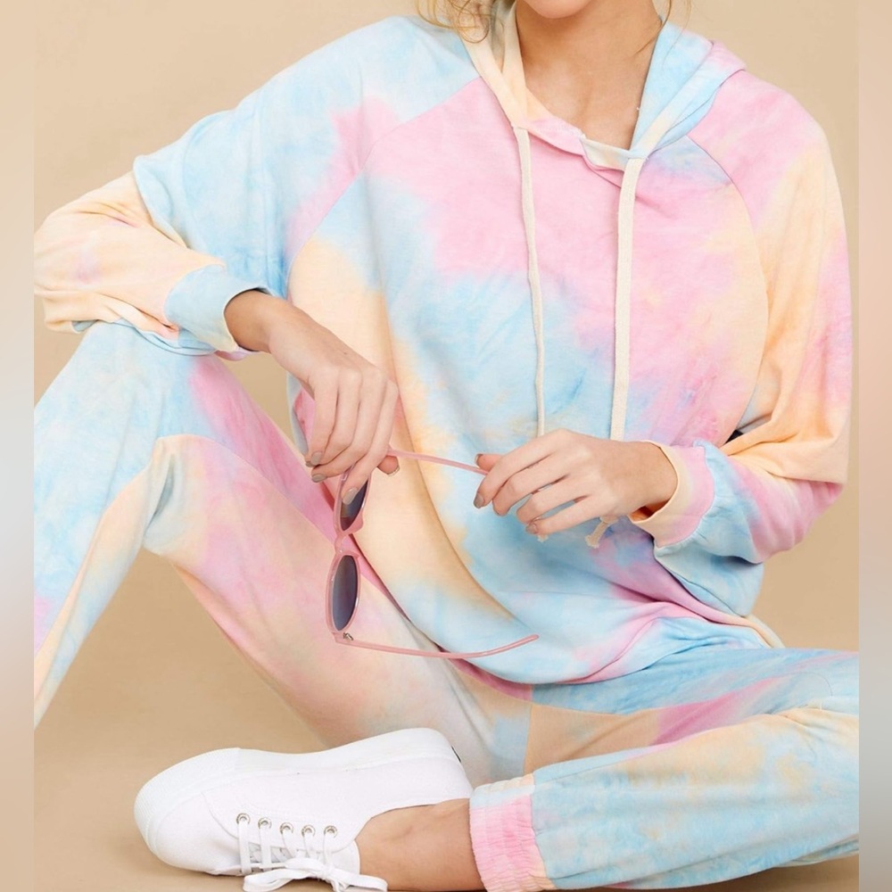 Women’s tie dye set size M